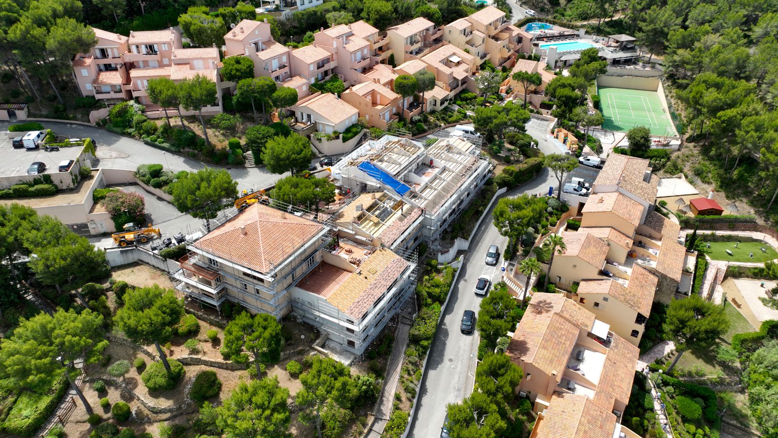 Vue aérienne du chantier de réhabilitation — Les Panoramas, La Madrague